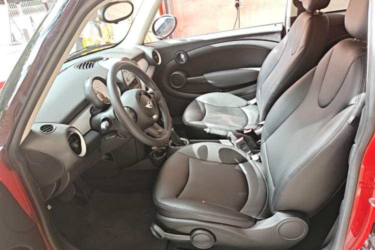 Used MINI 2011 1.6L ONE Left Front Seat