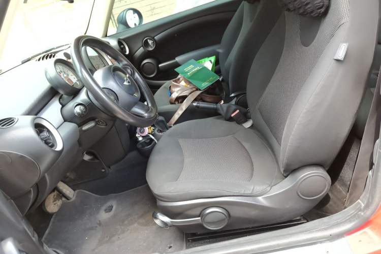 Used MINI 2011 1.6L ONE Left Front Seat
