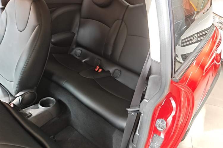Used MINI 2011 1.6L ONE Left Rear Seat