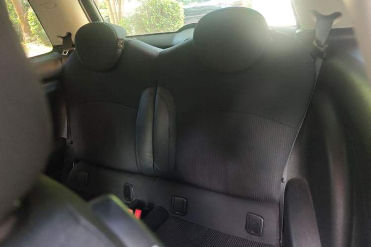 Used MINI 2011 1.6L COOPER Fun Left Rear Seat
