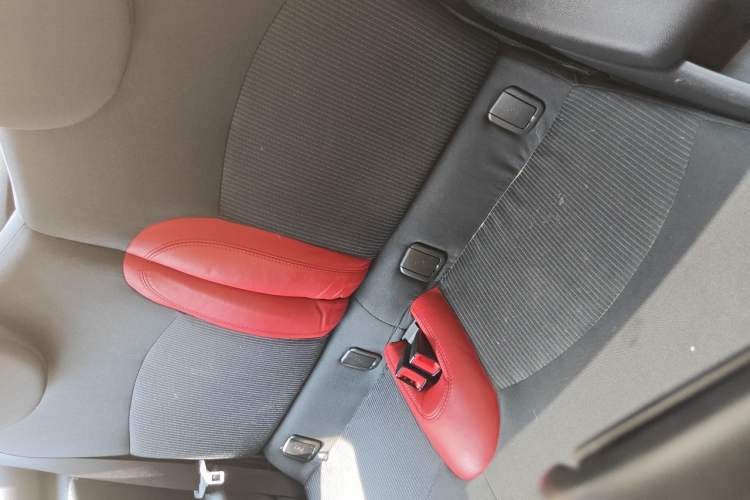 Used MINI 2011 1.6L COOPER Fun Left Rear Seat
