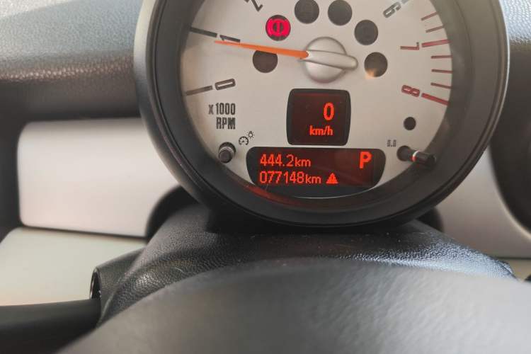 Used MINI 2011 1.6L COOPER Fun Odometer Close Up