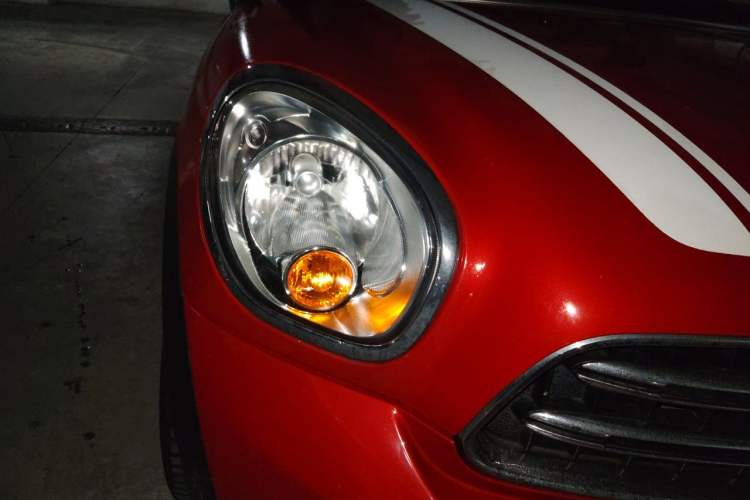 Used MINI 2011 1.6L ONE Right Front Headlight