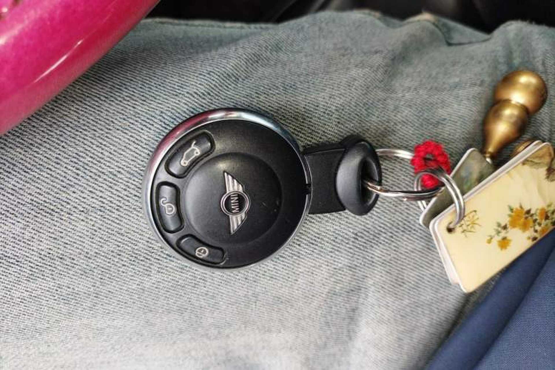 Used MINI 2011 1.6L COOPER Fun Vehicle Key