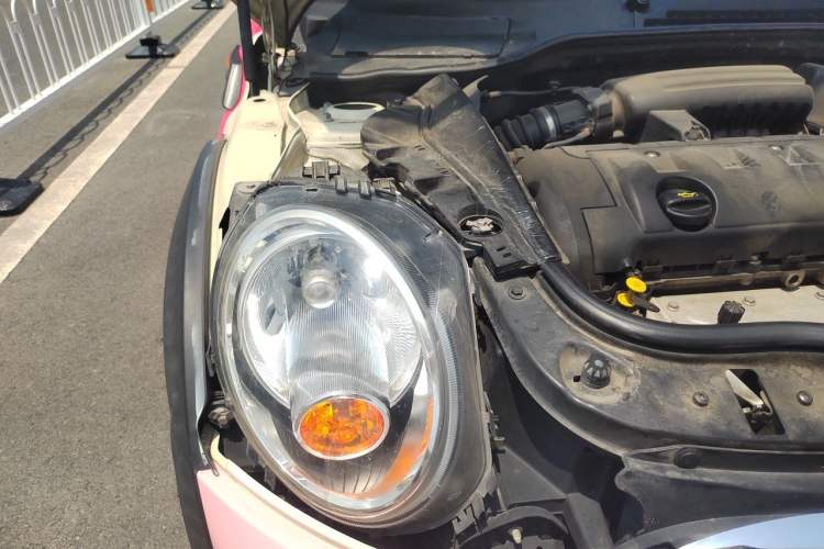 Used MINI 2011 1.6L ONE Right Front Headlight