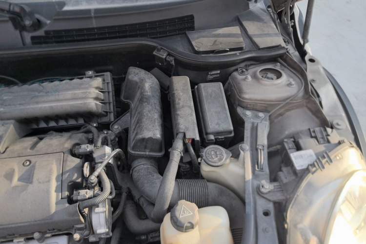 Used MINI 2011 1.6L ONE Engine Bay Left