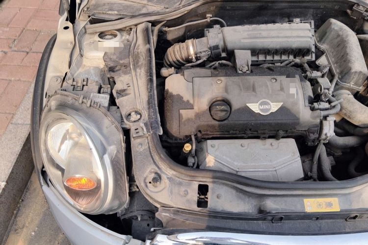 Used MINI 2011 1.6L COOPER Fun Engine Bay Right