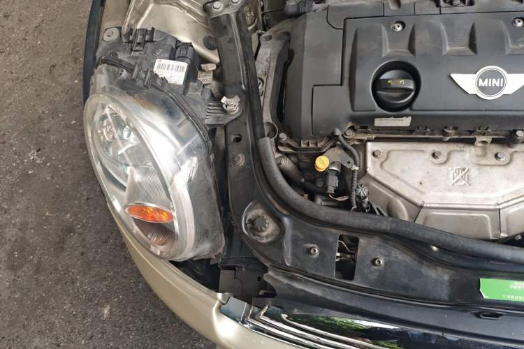 Used MINI 2011 1.6L COOPER Fun Engine Bay Right