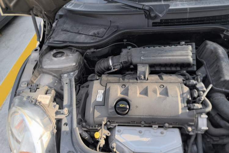 Used MINI 2011 1.6L ONE Engine Bay Right