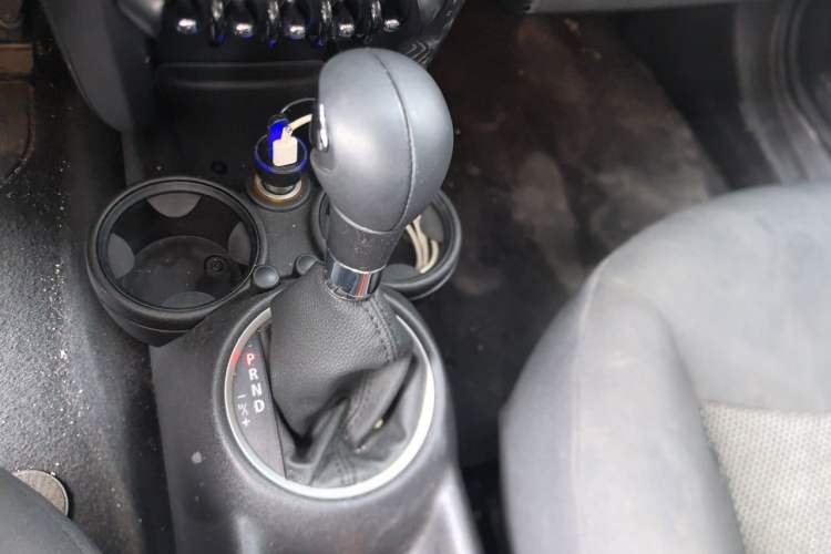 Used MINI 2011 1.6L ONE Gear Lever