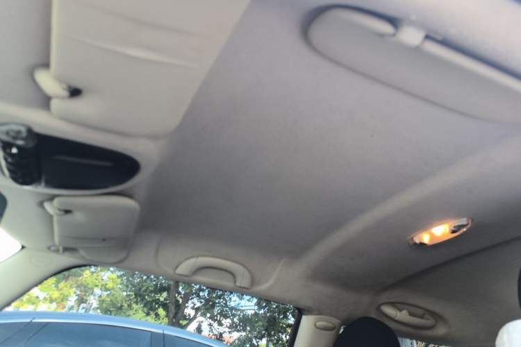 Used MINI 2011 1.6L ONE Headliner