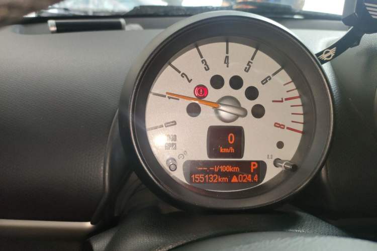 Used MINI 2011 1.6L COOPER Fun Instrument Cluster