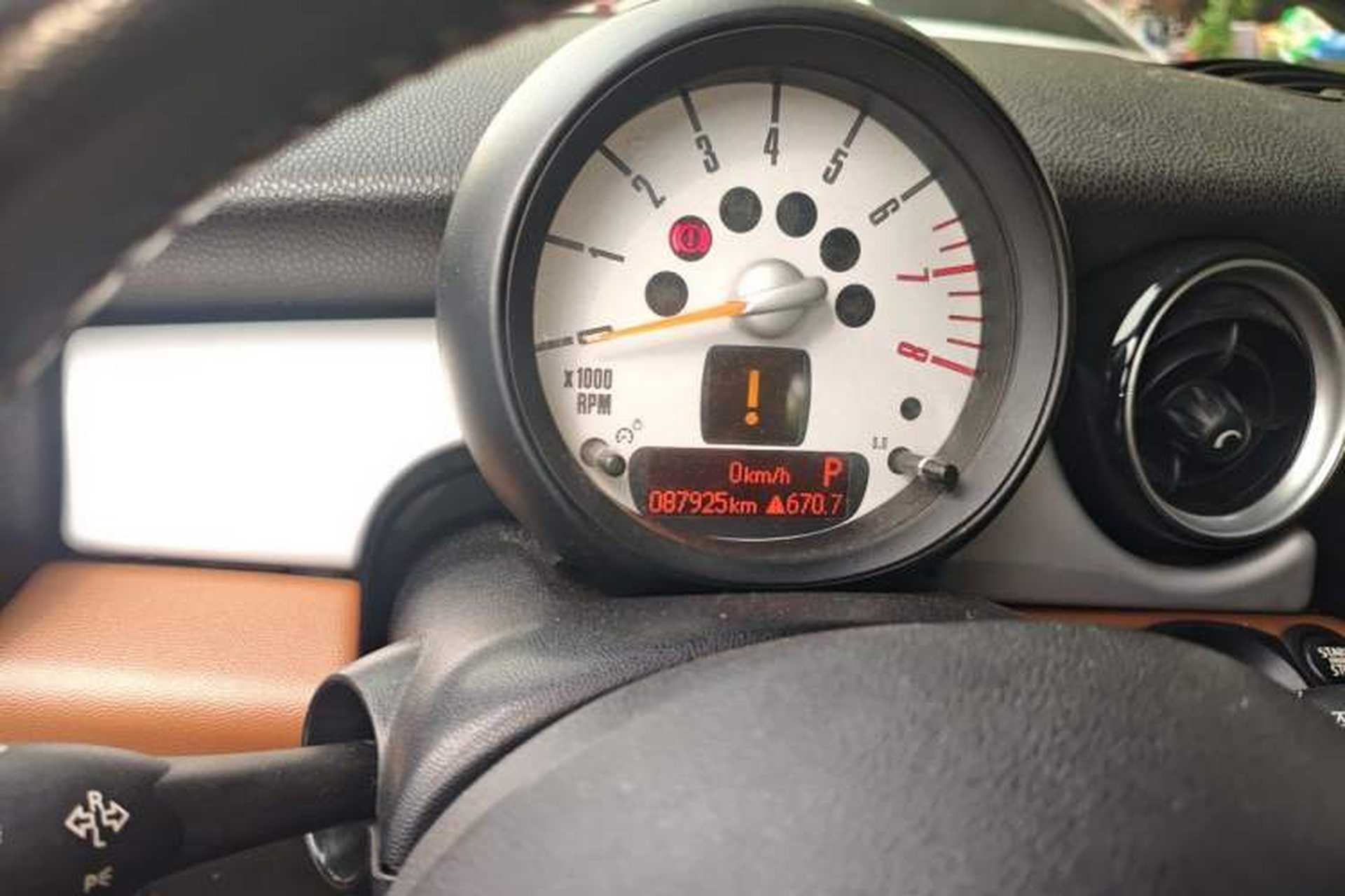 Used MINI 2011 1.6L COOPER Fun Instrument Cluster