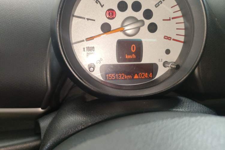 Used MINI 2011 1.6L COOPER Fun Odometer Close Up