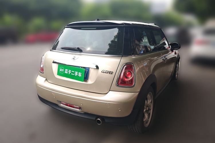 Used MINI 2011 1.6L COOPER Fun Rear Right 45 Deg