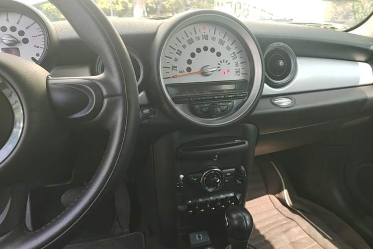 Used MINI 2011 1.6L ONE Audio And AC Panel