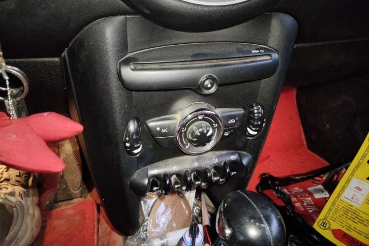 Used MINI 2011 1.6L ONE Audio And AC Panel