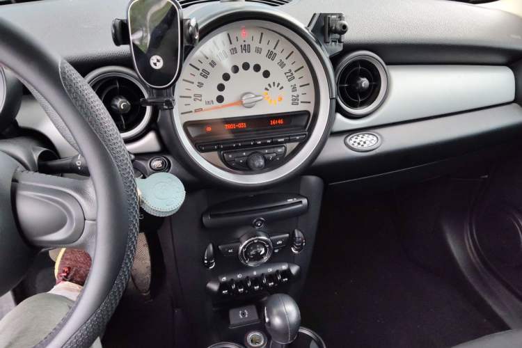 Used MINI 2011 1.6L ONE Audio And AC Panel