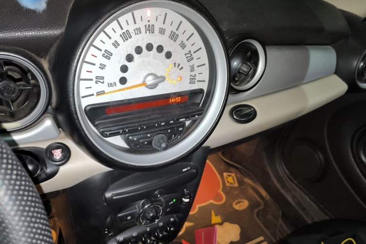 Used MINI 2011 1.6L ONE Audio And AC Panel