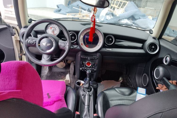 Used MINI 2011 1.6L COOPER Excitement Center Console