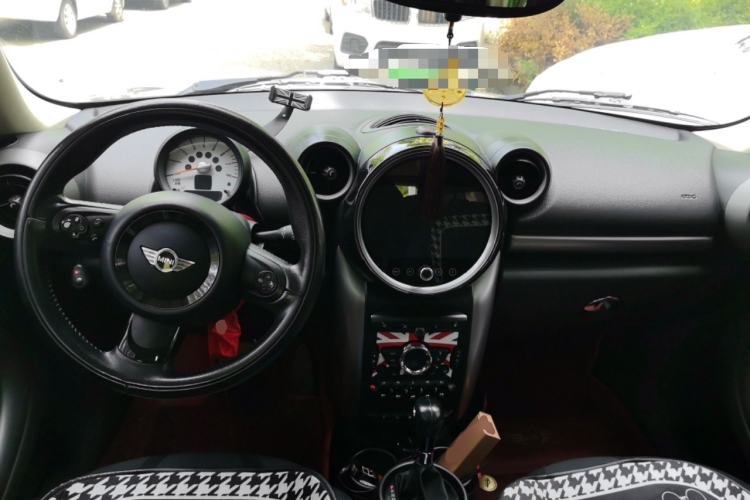 Used MINI 2011 1.6L COOPER Fun Center Console