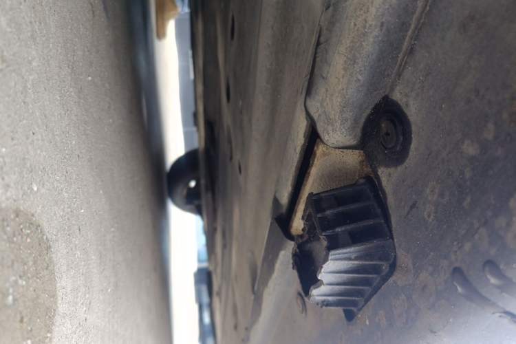 Used MINI 2011 1.6L ONE Chassis Front Left