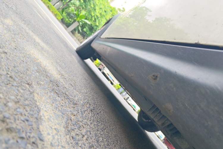 Used MINI 2011 1.6L ONE Chassis Front Right