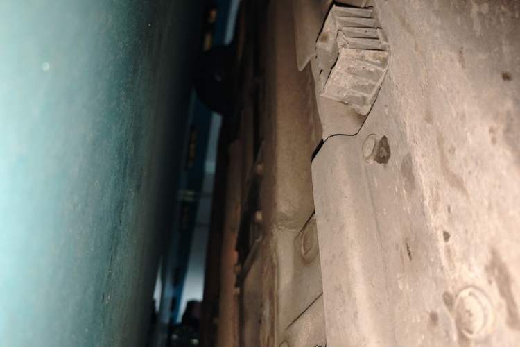 Used MINI 2011 1.6L COOPER Fun Chassis Front Right