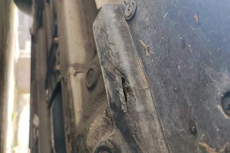 Used MINI 2011 1.6L COOPER Fun Chassis Front Right