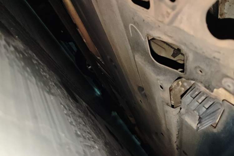 Used MINI 2011 1.6L ONE Chassis Rear Right