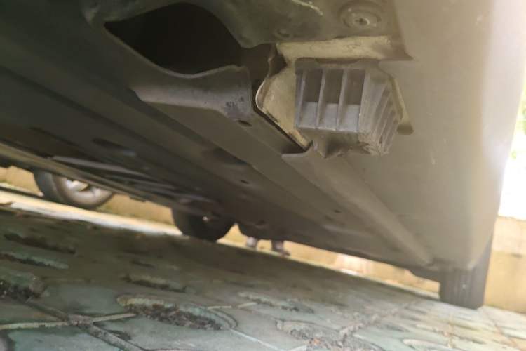 Used MINI 2011 1.6L ONE Chassis Rear Right
