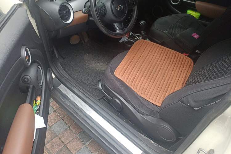 Used MINI 2011 1.6L COOPER Fun Driver Seat