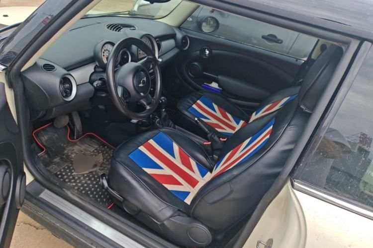 Used MINI 2011 1.6L ONE Driver Seat