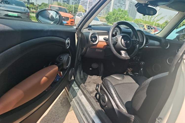 Used MINI 2011 1.6L COOPER Fun Driver Seat