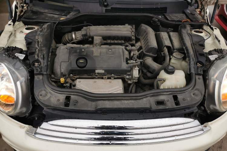 Used MINI 2011 1.6L ONE Engine Bay