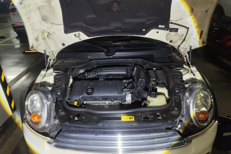 Used MINI 2011 1.6L ONE Engine Bay