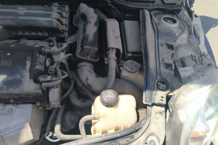Used MINI 2011 1.6L COOPER Fun Engine Bay Left