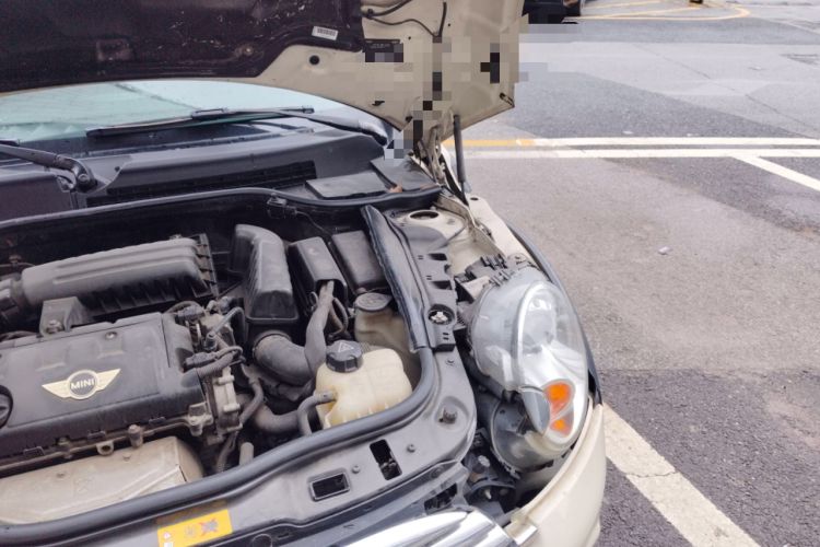 Used MINI 2011 1.6L COOPER Excitement Engine Bay Left
