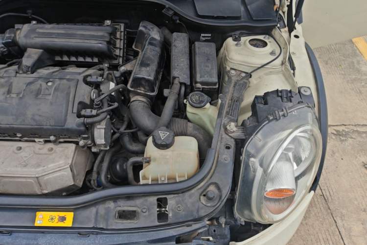 Used MINI 2011 1.6L ONE Engine Bay Left