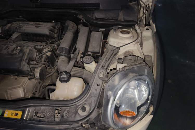 Used MINI 2011 1.6L ONE Engine Bay Left