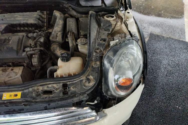 Used MINI 2011 1.6L ONE Engine Bay Left