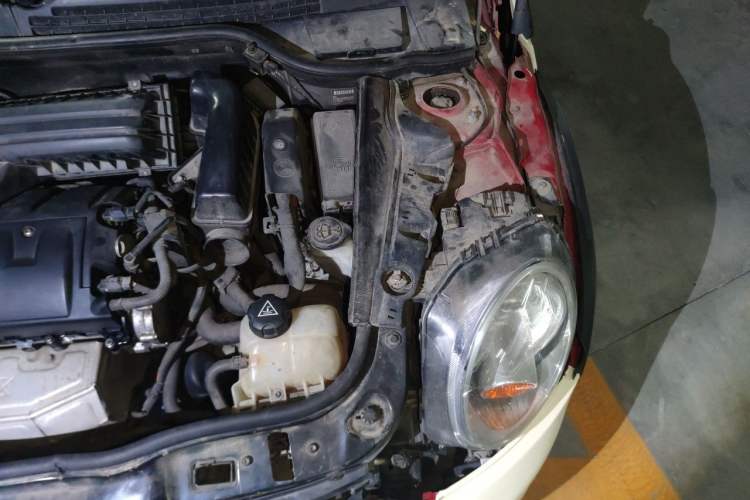 Used MINI 2011 1.6L ONE Engine Bay Left