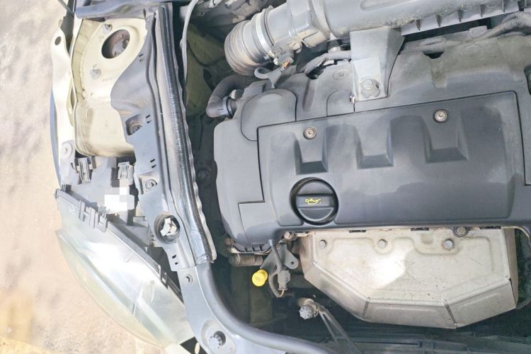 Used MINI 2011 1.6L ONE Engine Bay Right