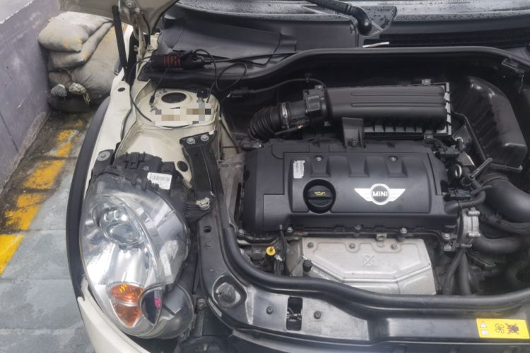 Used MINI 2011 1.6L COOPER Excitement Engine Bay Right