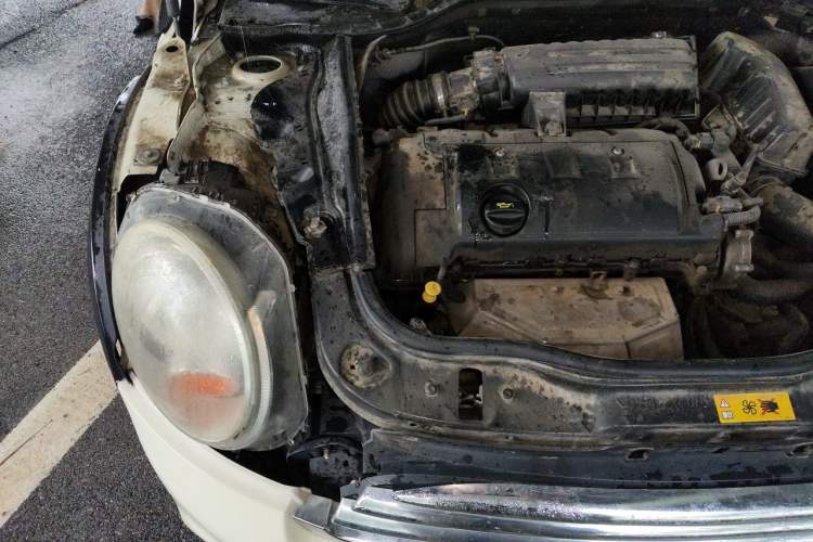 Used MINI 2011 1.6L ONE Engine Bay Right