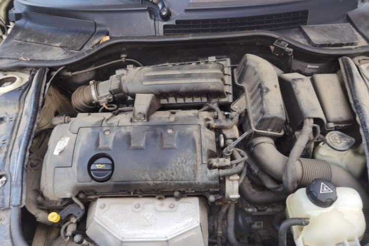 Used MINI 2011 1.6L ONE Engine Bay