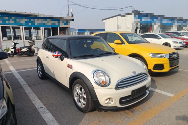 Used MINI 2011 1.6L COOPER Fun Exterior 1
