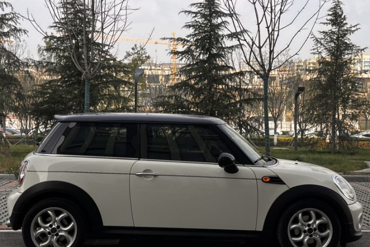 Used MINI 2011 1.6L COOPER Fun Exterior 10
