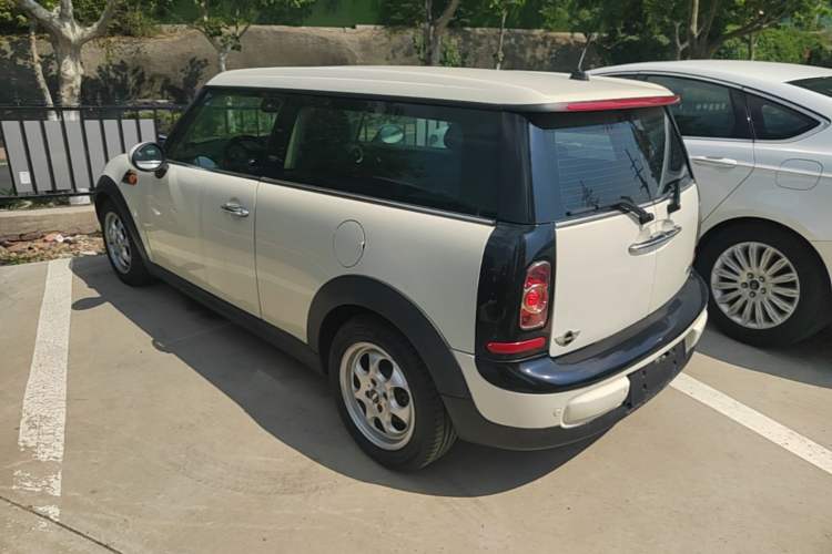 Used MINI 2011 1.6L ONE Exterior 2