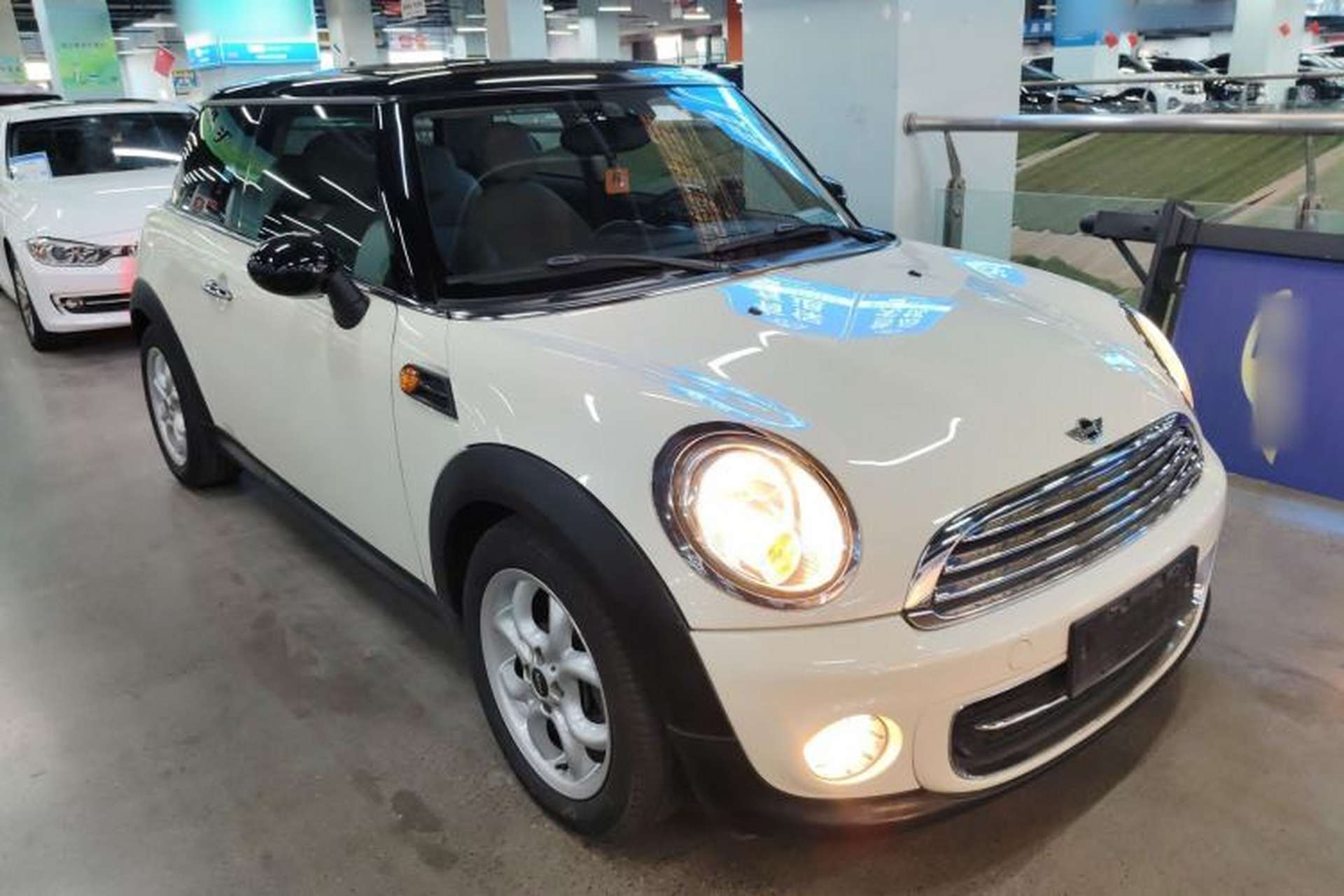 Used MINI 2011 1.6L COOPER Fun Exterior 2